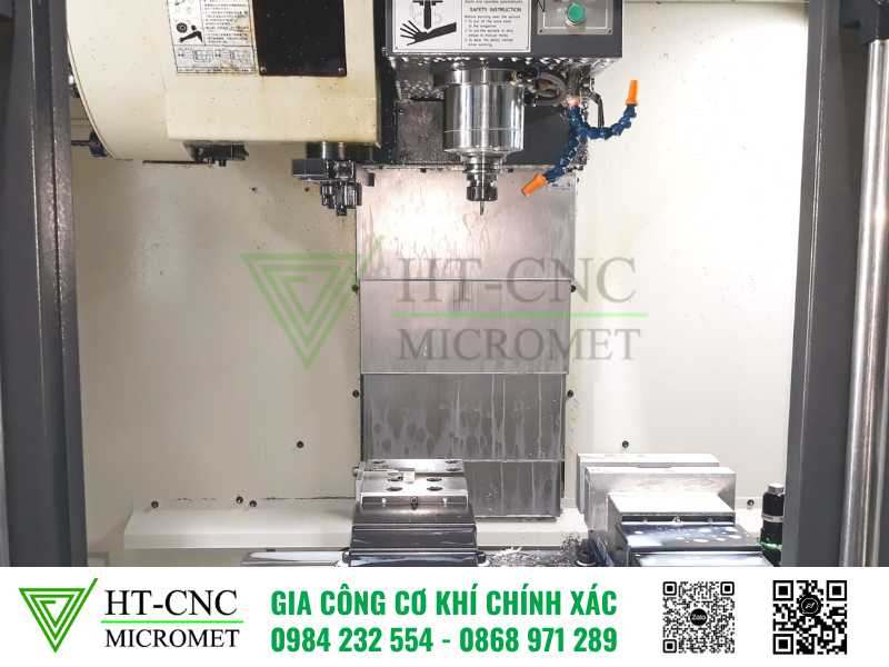 Gia-cong-tien-CNC-tai-HT-CNC_-Nhanh-chong-chinh-xac-gia-ca-canh-tranh